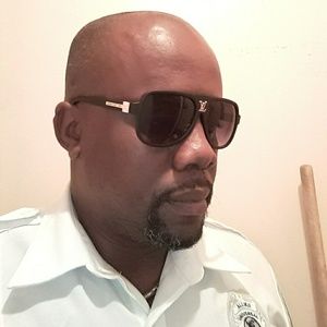 Meet your Posher, Guy fritz